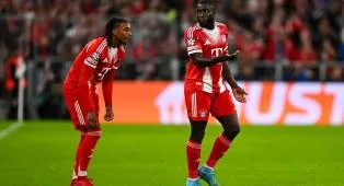 Dayot Upamecano Pastikan Michael Olise Bertahan di Bayern Munich