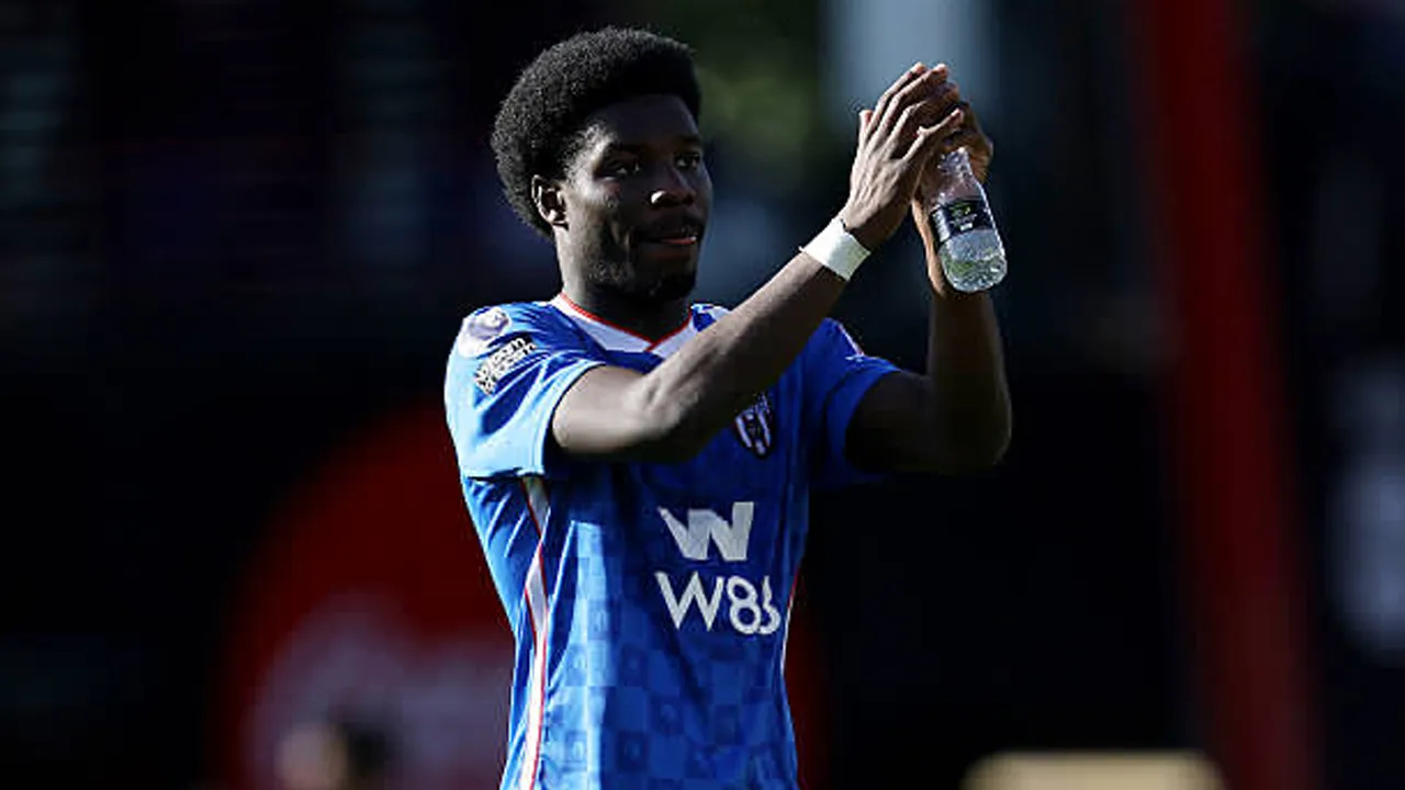 Eliezer Mayenda Jalani Tes Medis, Rennes Tebus Penyerang Sunderland