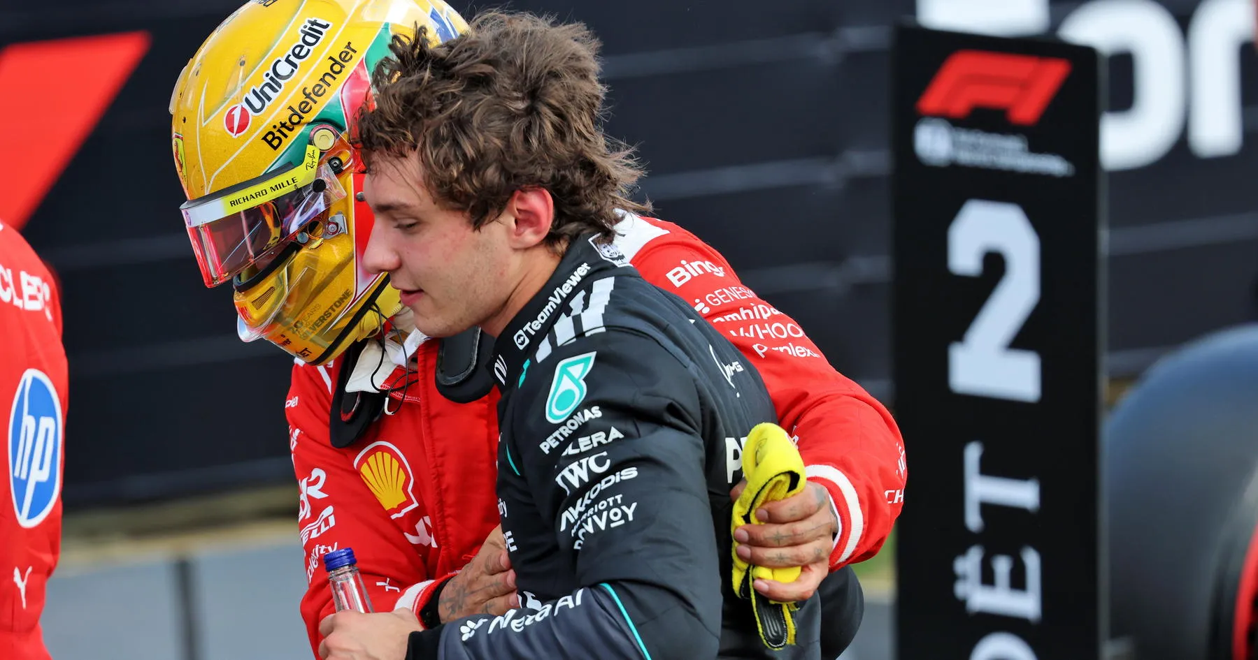 Hambatan Utama Hamilton dalam Perebutan Kemenangan Silverstone - sumber: (racingnews365)