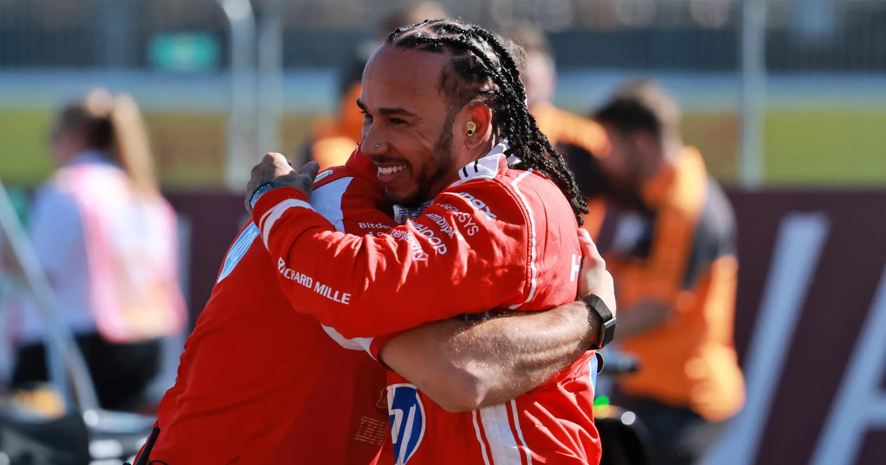Hamilton Alami Kebangkitan Luar Biasa Setelah Masa Sulit - sumber: (racingnews365)