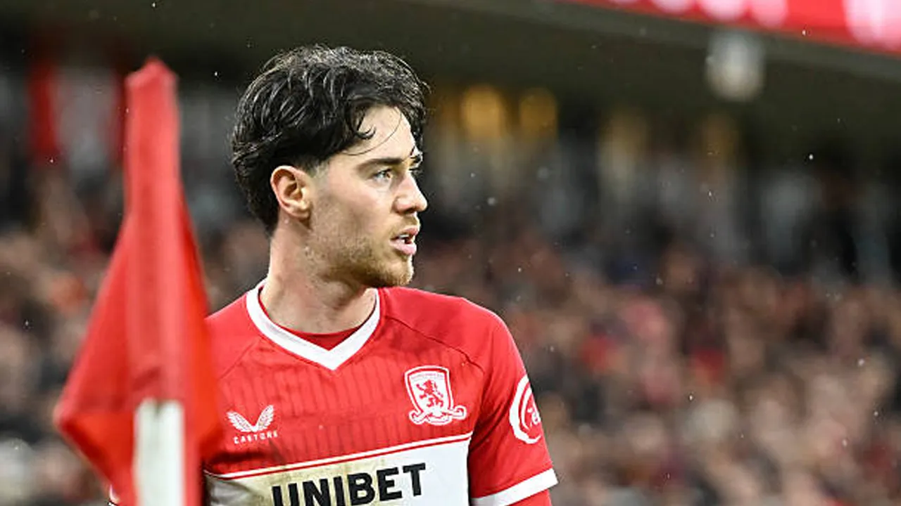 Pembicaraan dengan David Moyes Buat Hayden Hackney Yakin Gabung Everton