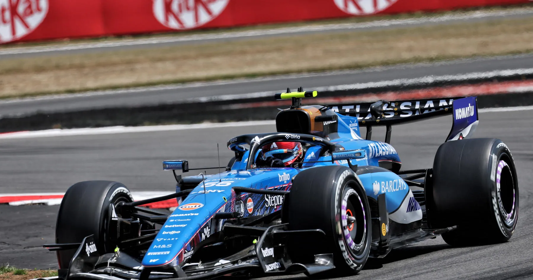 Carlos Sainz Dikenai Penalti Unik Usai GP Inggris - sumber: (racingnews365)
