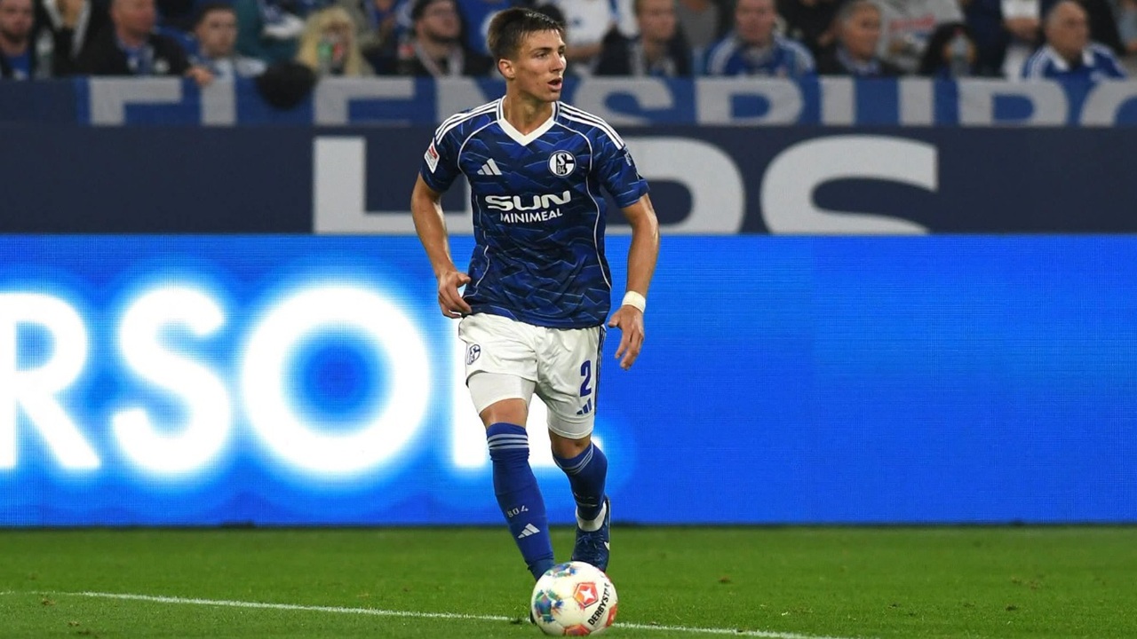 FC Schalke 04 Resmi Pinjamkan Felipe Sanchez ke Klub Meksiko