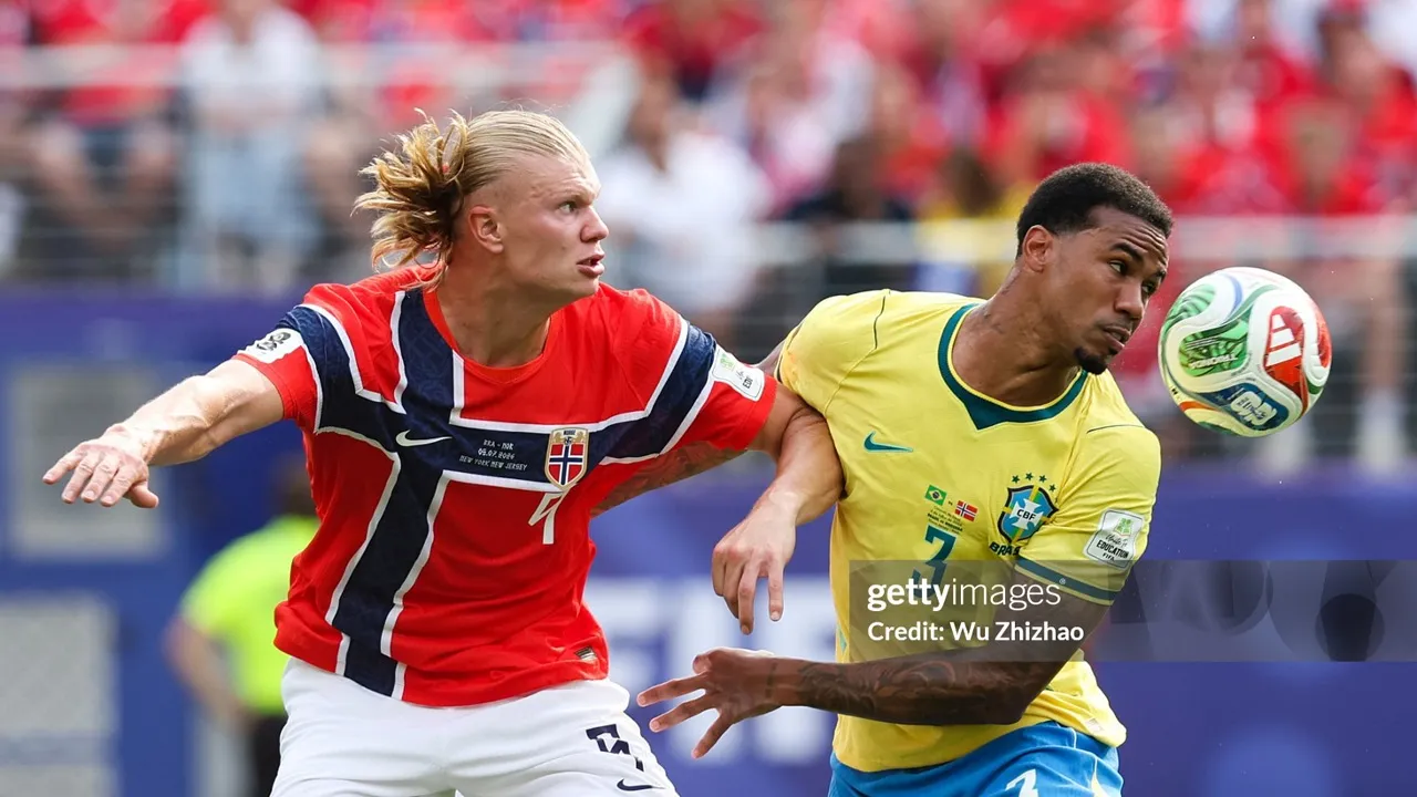 Gary Neville Kecam Gabriel usai Brasil Disingkirkan Norwegia