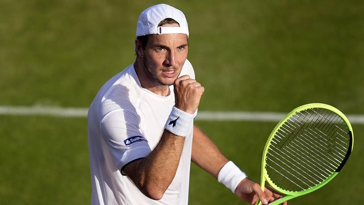 Jan Lennard Struff Torehkan Tinta Emas Di Wimbledon