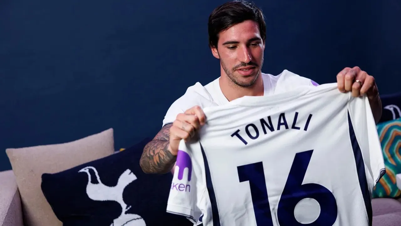 Johan Lange Ungkap Alasan Tottenham Hotspur Rekrut Sandro Tonali