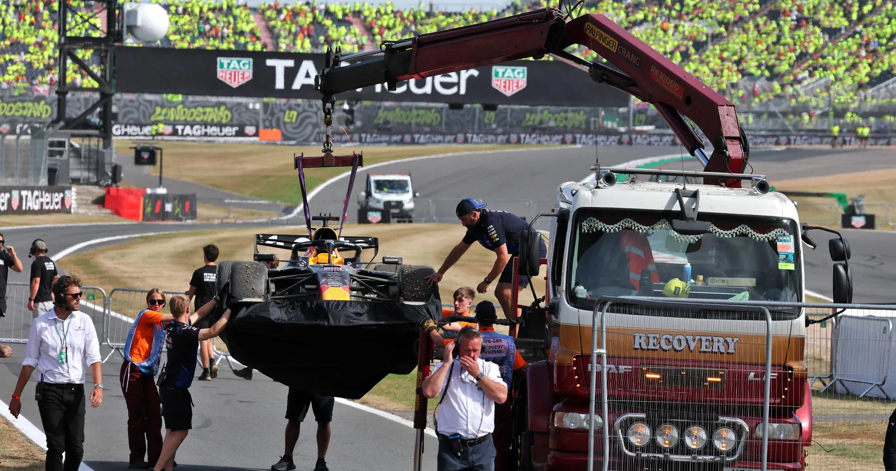 Max Verstappen Sebut Mobil Red Bull Sangat Berbahaya - sumber: (racingnews365)
