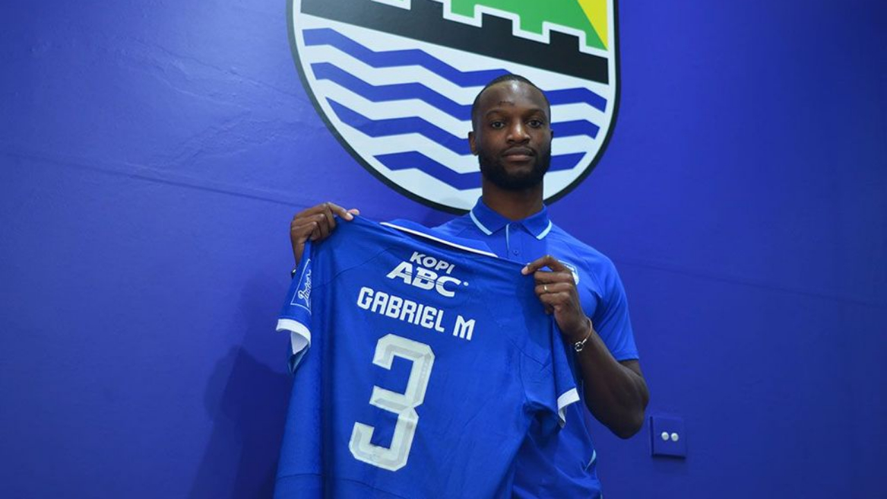 Mutombo Pakai Nomor Punggung Warisan Kurzawa di Persib