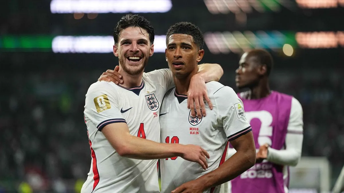 Pesan Singkat Declan Rice untuk Jude Bellingham Usai Laga - sumber: (footballlondon)