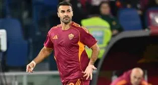 Tepis Minat Inter Milan, AS Roma Ikat Zeki Celik Dengan Kontrak Baru
