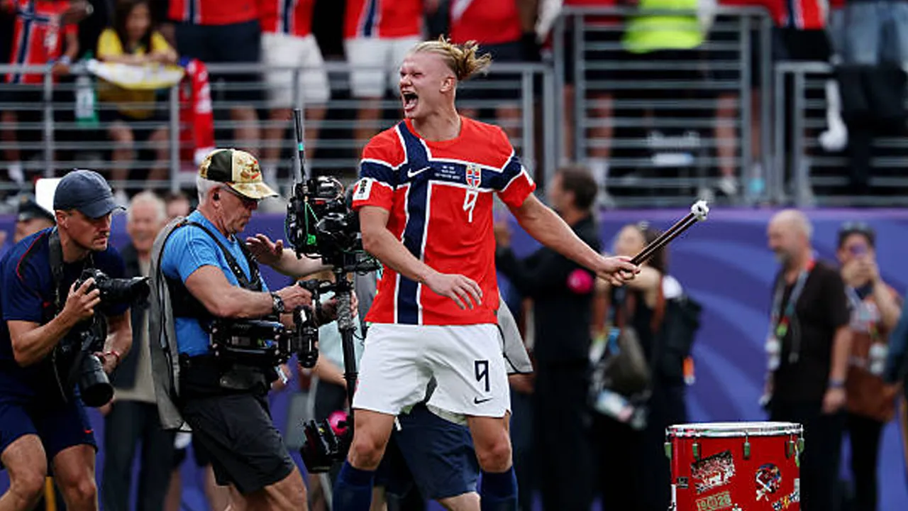Terus Buat Kejutan, Erling Haaland Minta Pendukung Timnas Norwegia Terus Berpesta