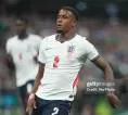 Aston Villa Tegas Tolak Minat Arsenal kepada Ezri Konsa