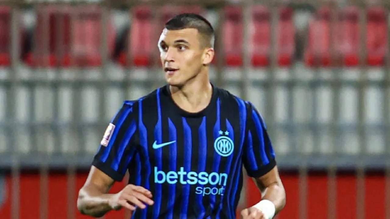 Belum Diresmikan, Christos Alexiou Langsung Ikut Pramusim AEK Athens