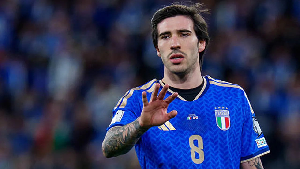Berhasil Daratkan Sandro Tonali, Fans Tottenham Puji Ambisi Besar Klub