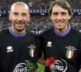 Des Walker Dukung Roberto Mancini Pimpin Timnas Italia