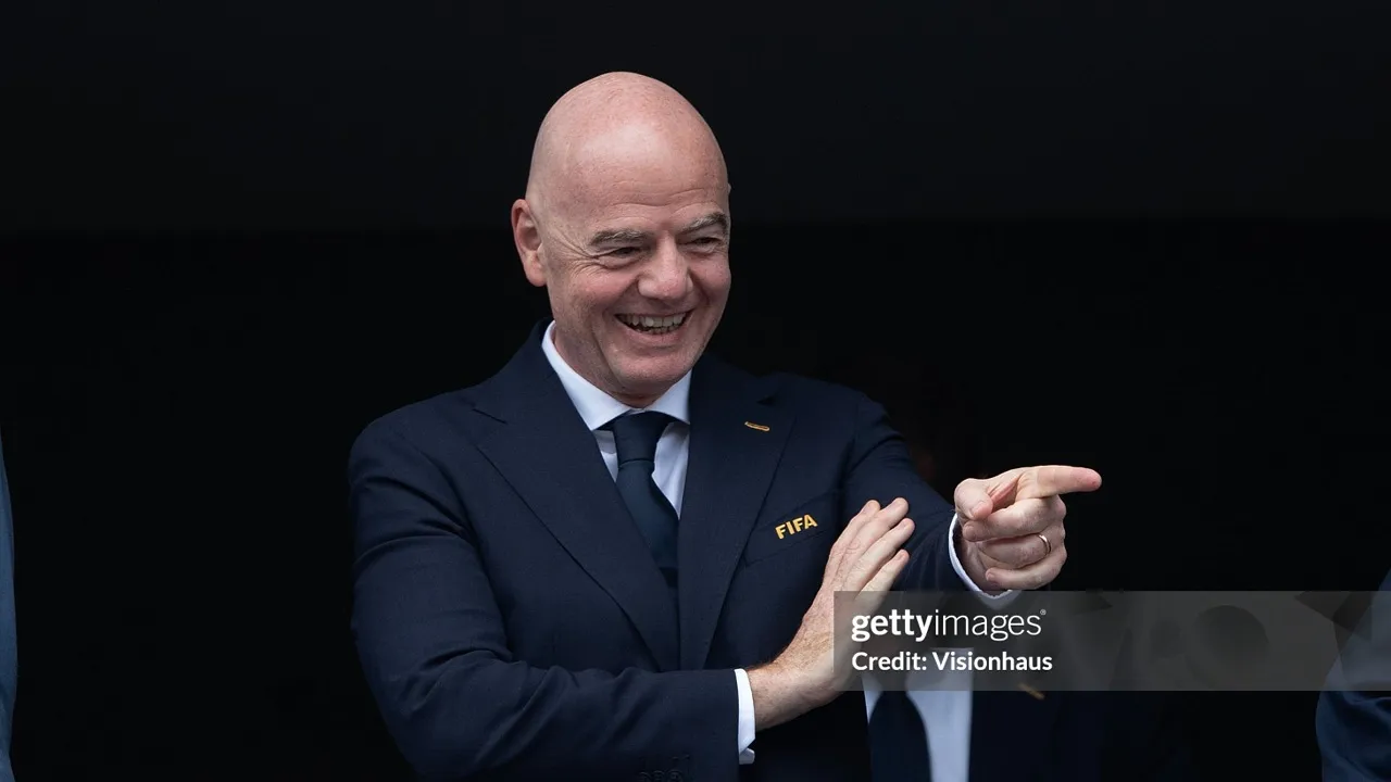 Gianni Infantino tegaskan keputusan Folarin Balogun diambil secara independen