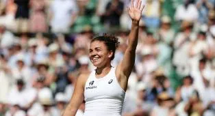 Hasil Wimbledon: Jasmine Paolini Sudahi Perjalanan Alexandra Eala Di London