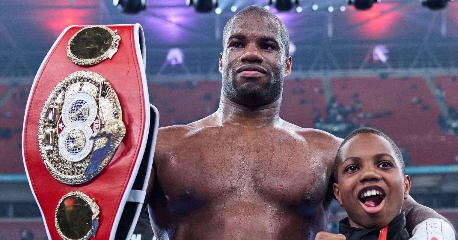 Mantan Lawan Daniel Dubois Klaim Bisa KO Jika 100% Fit - sumber: (secondsout)