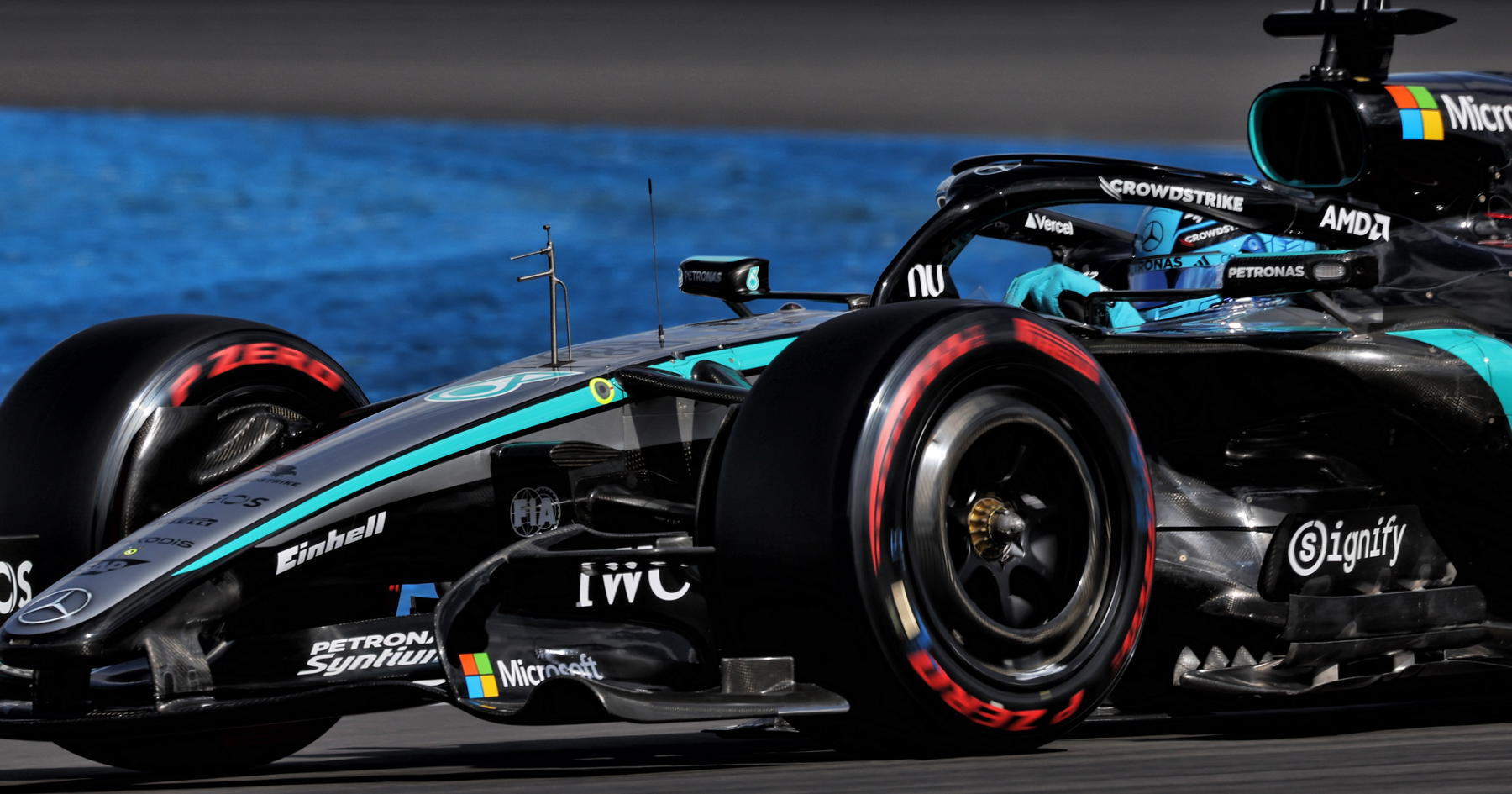 Mercedes dan Williams Rampungkan Hari Pertama Uji F1 Penting