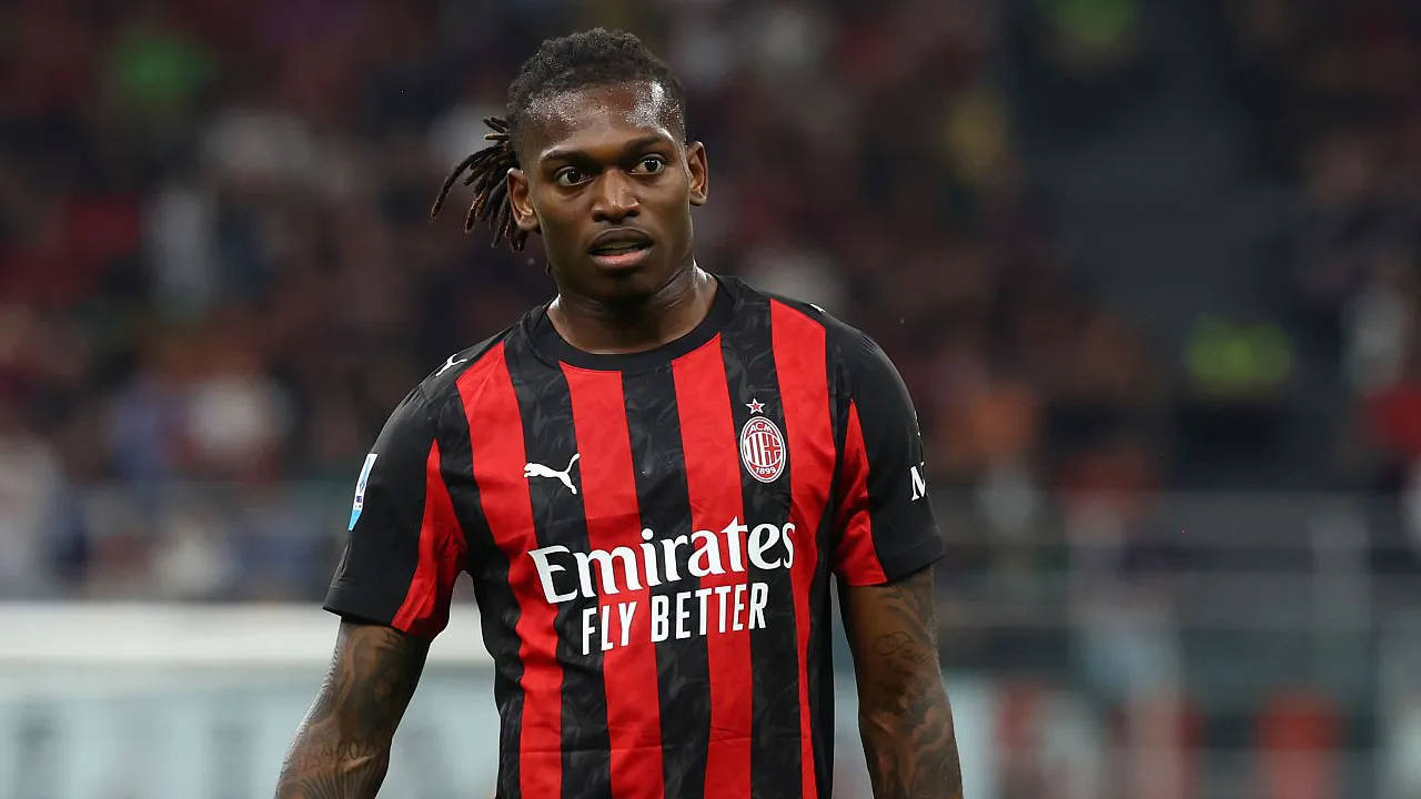Rafael Leao Buka Pintu Gabung Tottenham Hotspur