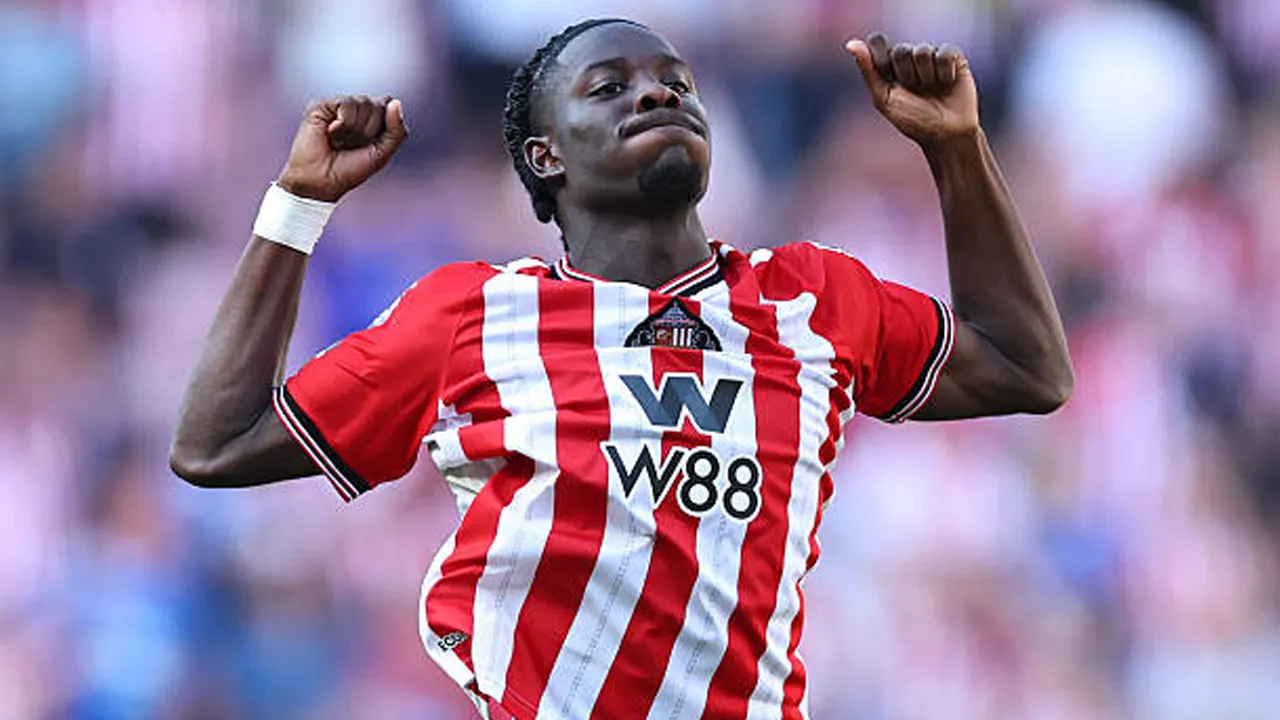 Sunderland Konfirmasi Transfer Eliezer Mayenda ke Rennes