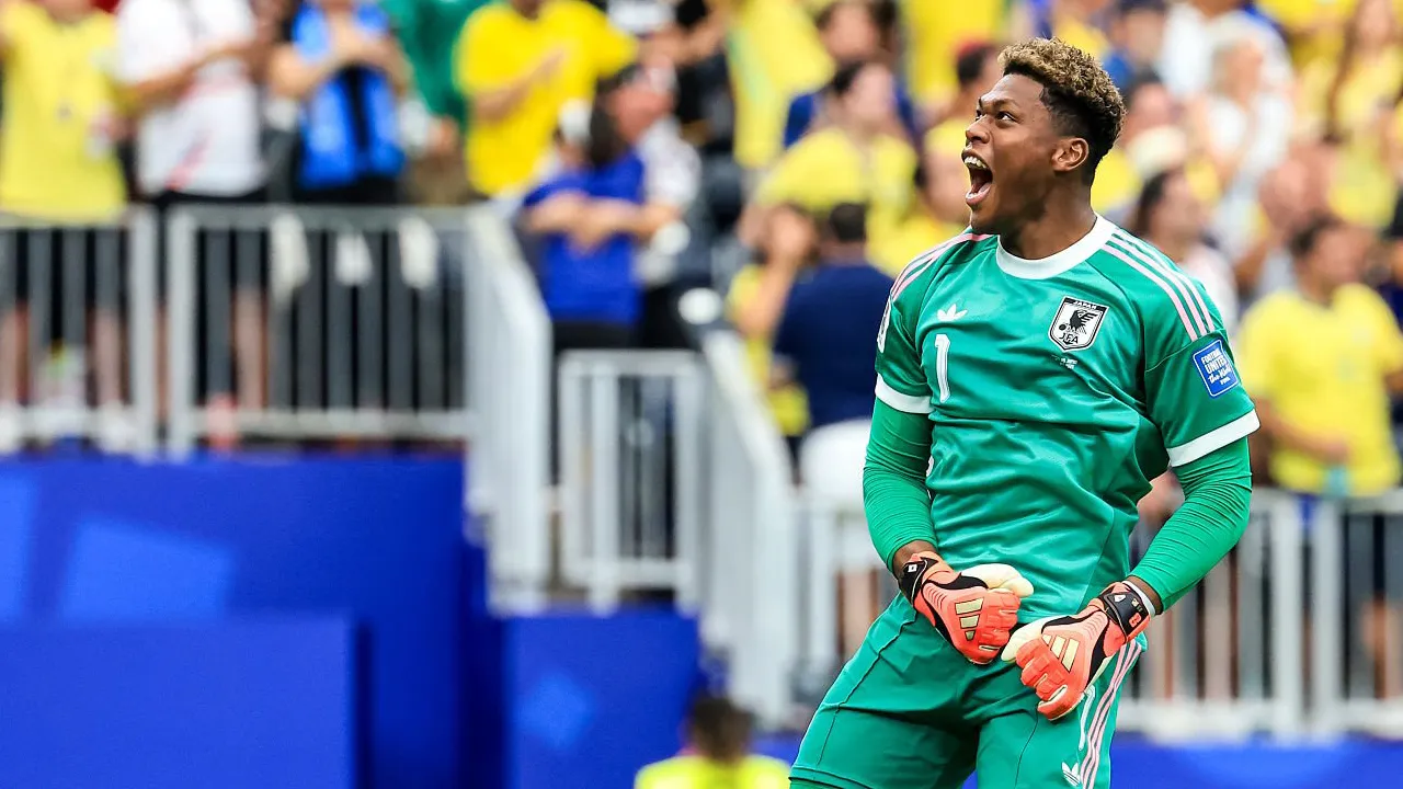 Tawaran Leeds United Dapat Penolakan dari Zion Suzuki