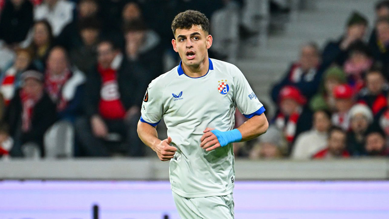 Barcelona Siap Raup Untung dari Transfer Sergi Dominguez ke Lazio