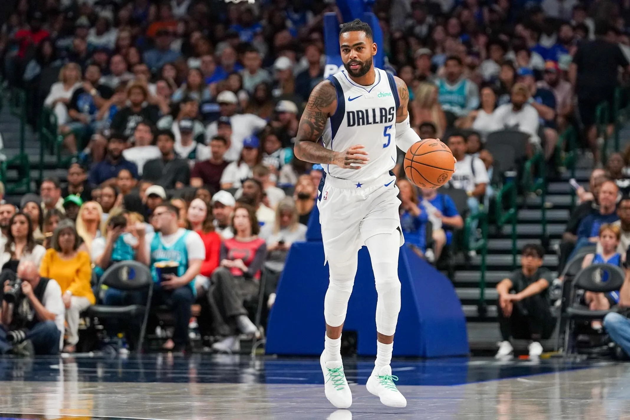 Grizzlies Resmi Tukar D’Angelo Russell dari Wizards - sumber: (mainbasket)