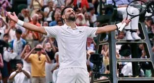 Hasil Wimbledon: Novak Djokovic Susah Payah Jejakkan Kaki Di Semifinal