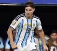 Julian Alvarez Bungkam Saat Ditanya Rumor Transfer ke Barcelona