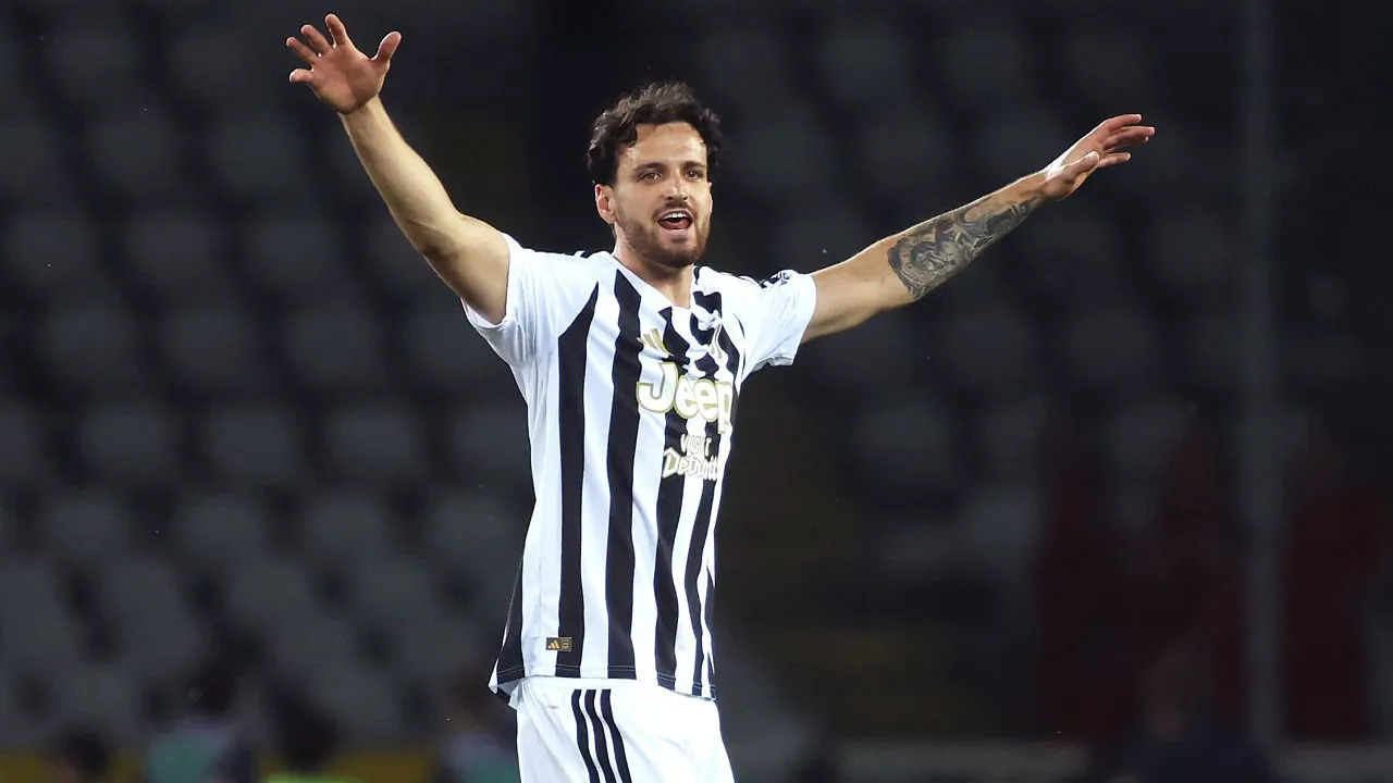 Napoli Ngebet Rekrut Federico Gatti, Juventus Incar Stanislav Lobotka