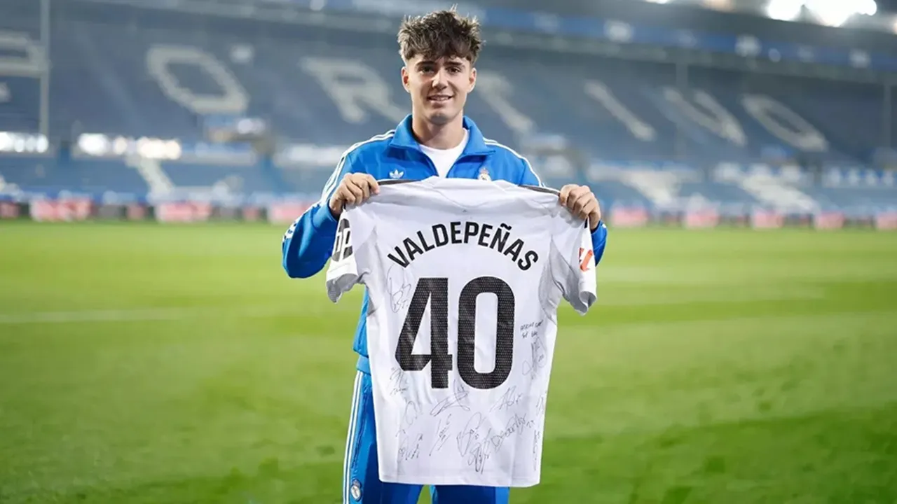 Real Madrid Belum Mau Melepas Victor Valdepenas
