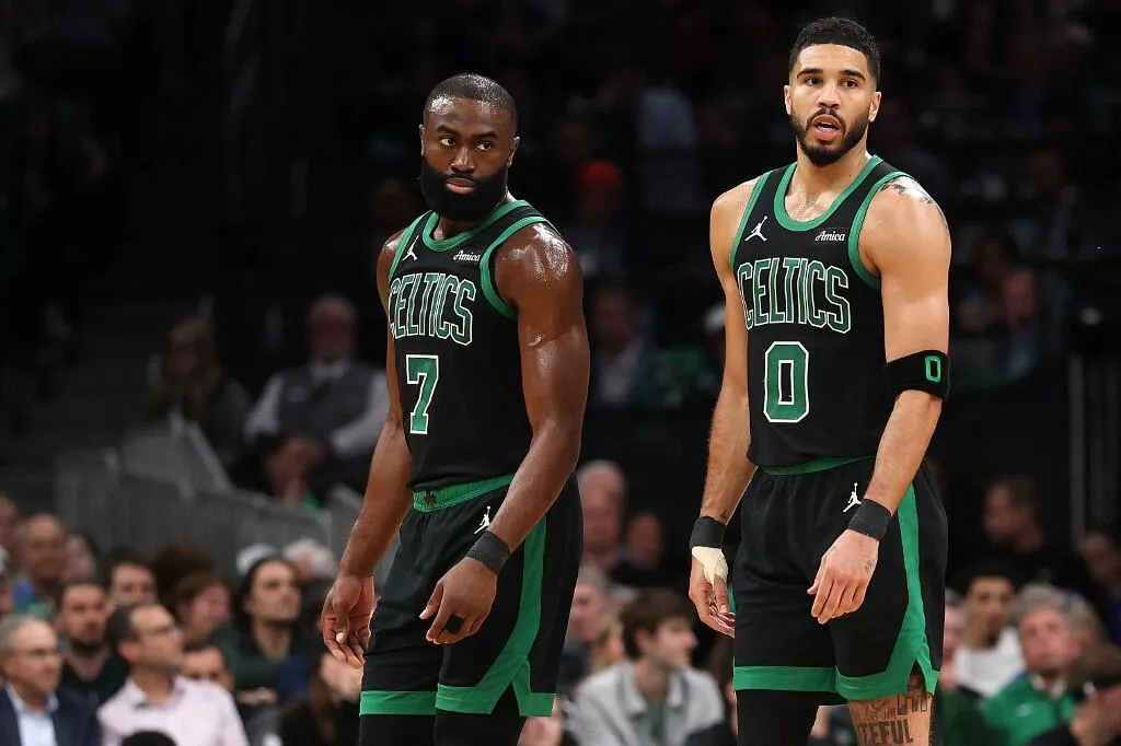 Tatum Kenang Beratnya Perpisahan dengan Jaylen Brown - sumber: (mainbasket)