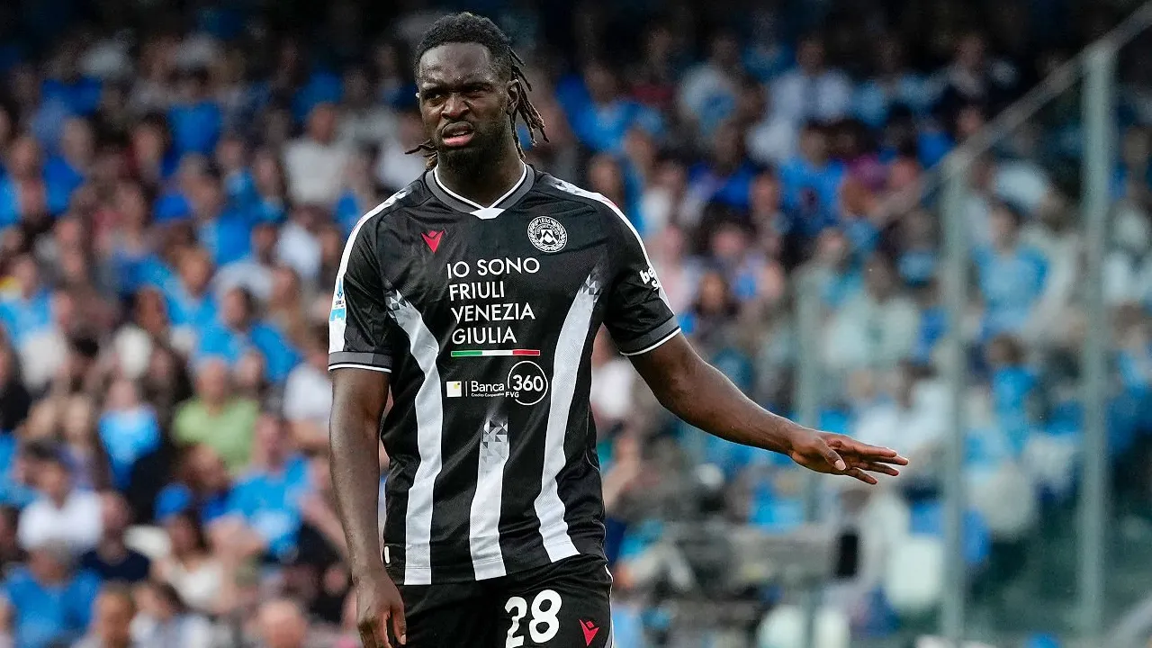Juventus Siap Tikung Inter demi Boyong Oumar Solet dari Udinese