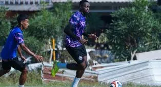 Matheus Blade Mulai Bergabung Dalam Latihan Arema FC