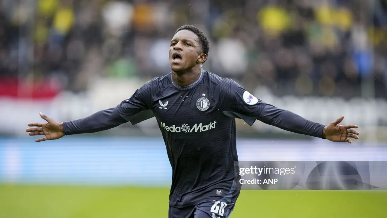 Givairo Read diburu Nottingham Forest, Manchester City, dan Bayern Munich