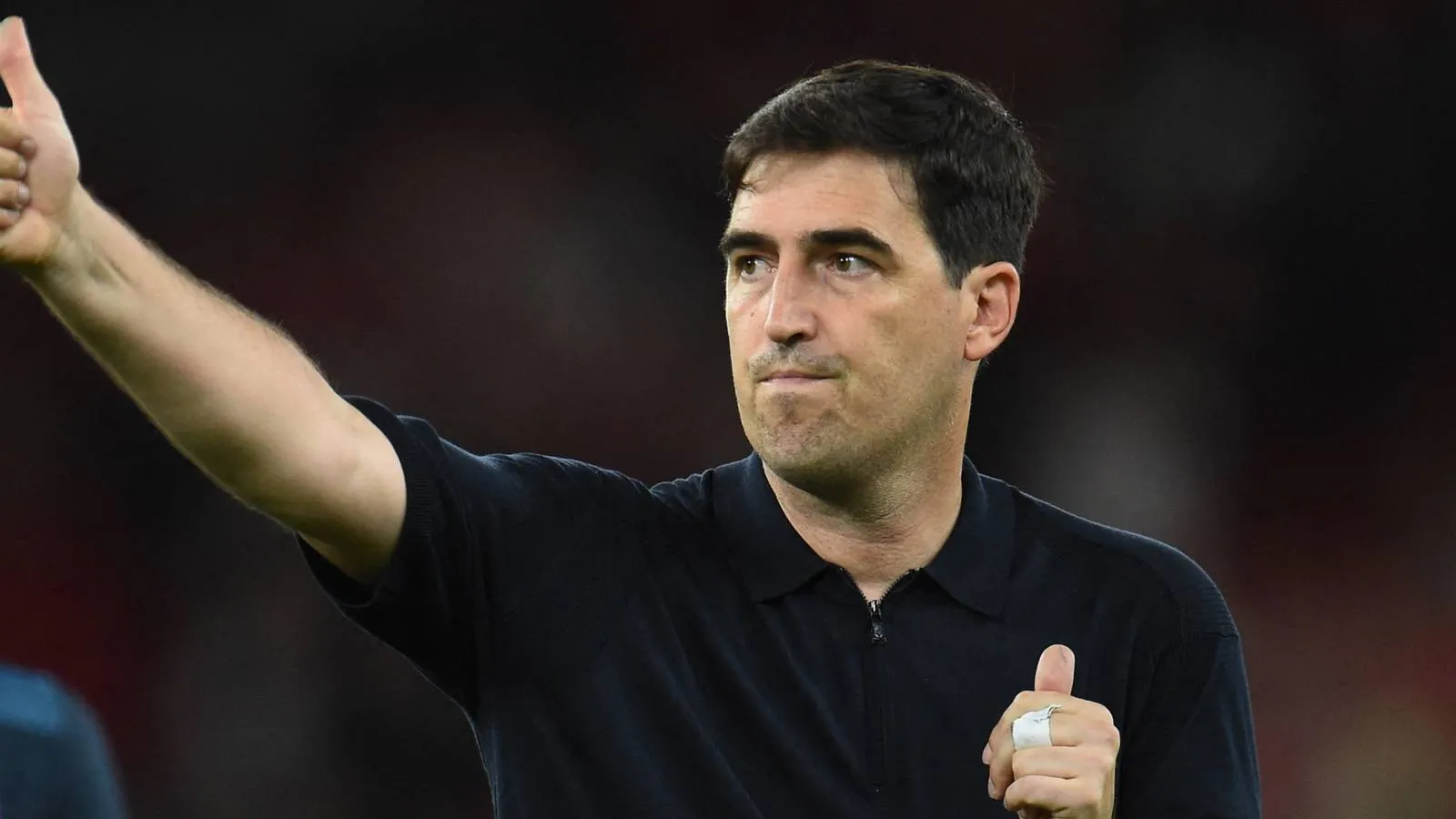 Liverpool Sepakati Syarat Kontrak Bintang £100 Juta untuk Andoni Iraola - sumber: (givemesport)
