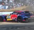 Momen Memalukan Pengemudi Red Bull di Mobil Verstappen