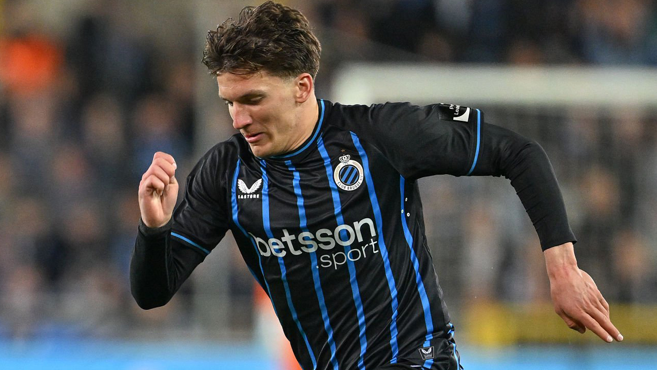MU Kalah Cepat, Christos Tzolis Selangkah Lagi Gabung Arsenal