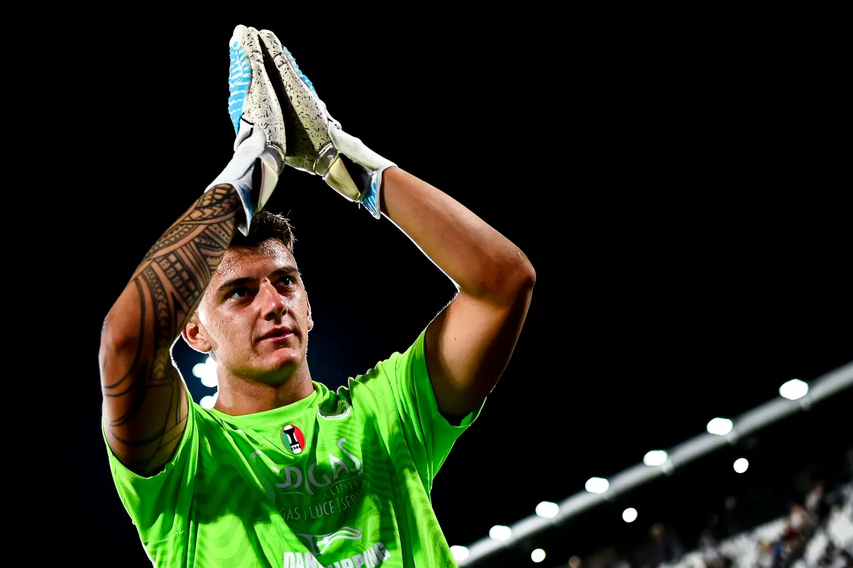 Torino Resmi Gaet Mascardi, Incar Kiper Baru dari Sunderland & Leeds - sumber: (footballitalia)