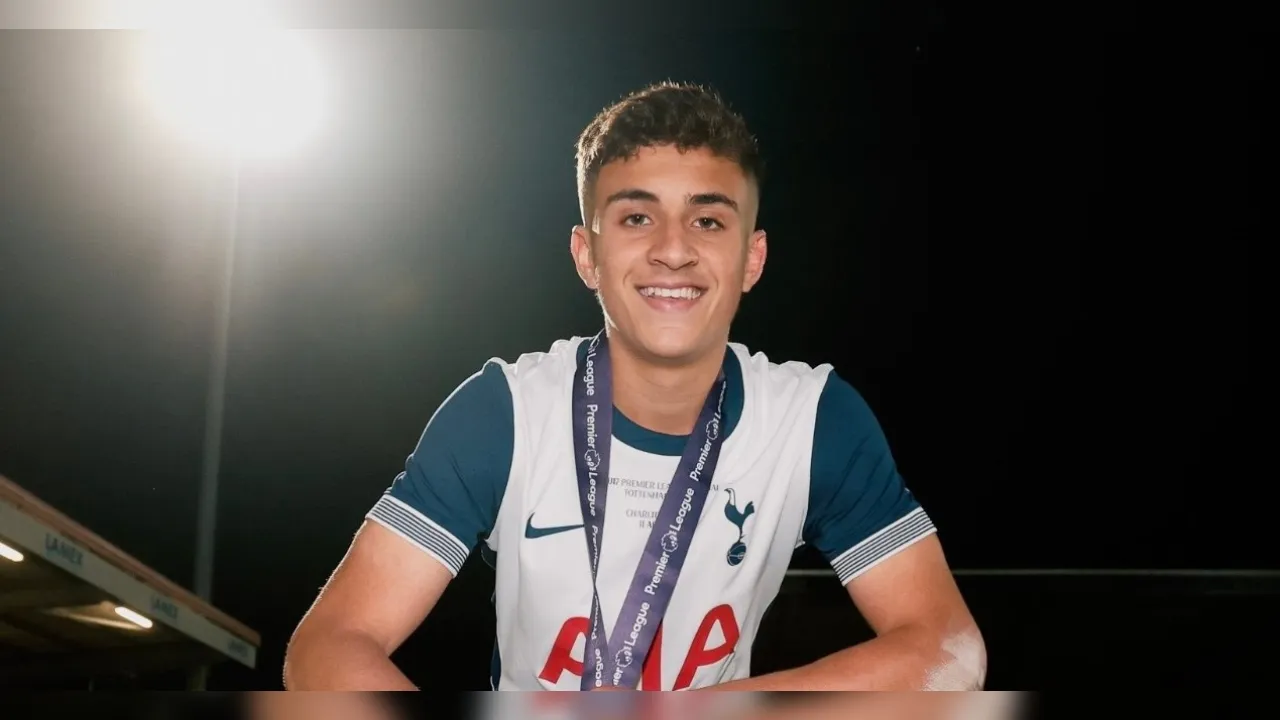 Upson hengkang dari Tottenham
