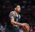 Carlik Jones Mengecam Partizan Belgrade di Media Sosial