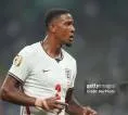Ezri Konsa Tak Mau Inggris Terpaku pada Erling Haaland