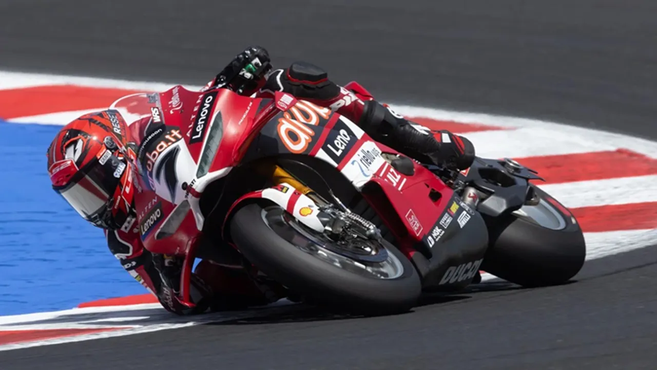 Iker Lecuona Cukup Sulit Hadapi Balapan di WSBK Inggris