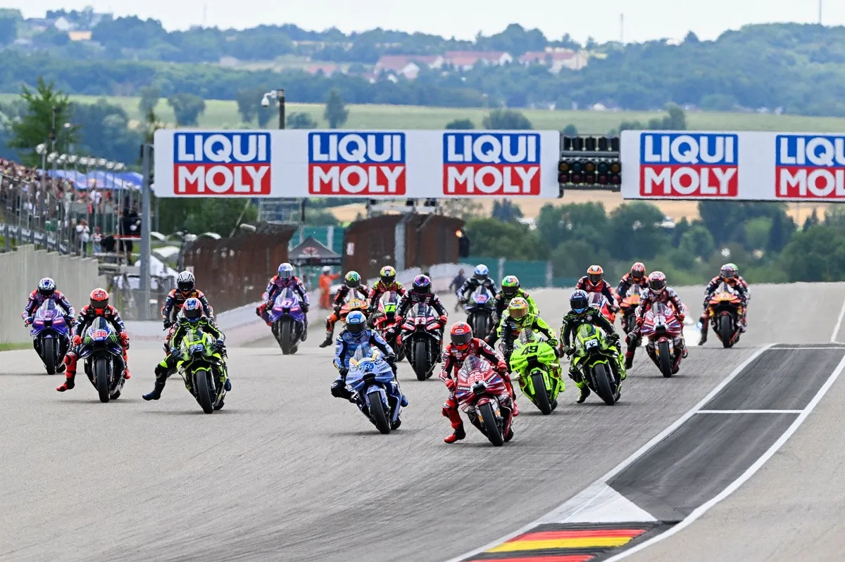 Perubahan Aturan Grid MotoGP Hambat Alex Marquez Overtake - sumber: (motorsport)