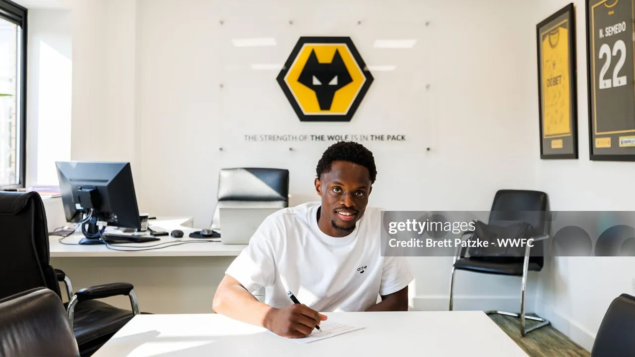 Wolves mendatangkan Rafiki Said dari Standard Liege