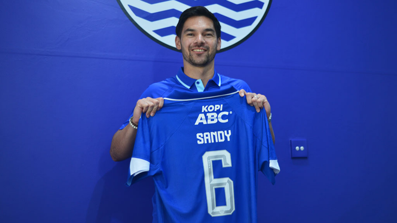 Sandy Walsh BIcara Alasan Pilih Nomor Punggung 6 di Persib