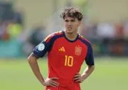 Thiago Pitarch Belum Bicara dengan Mourinho, Fokus Hadapi Final Euro U19