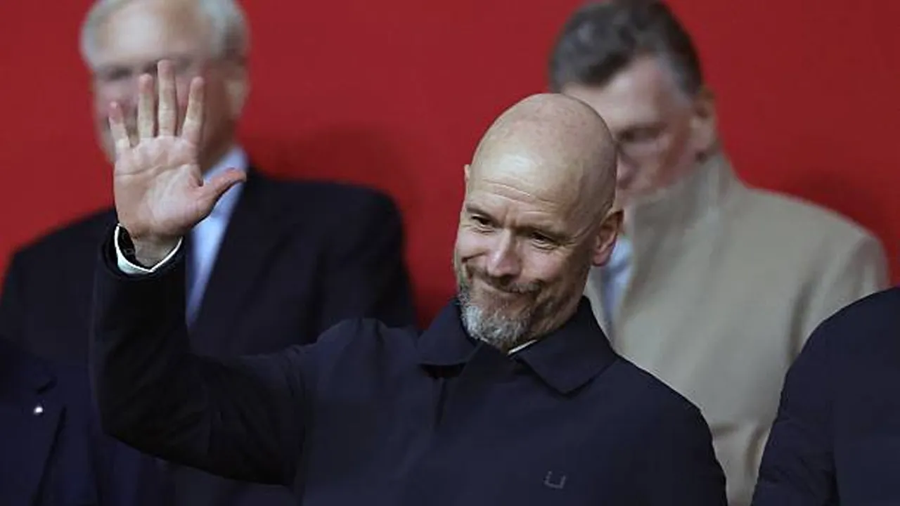 Tolak Peluang Latih Belanda, Erik ten Hag Pastikan Bertahan di FC Twente