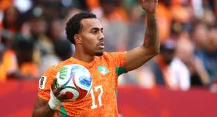 AC Milan Bidik Bek Strasbourg & Pantai Gading, Doue